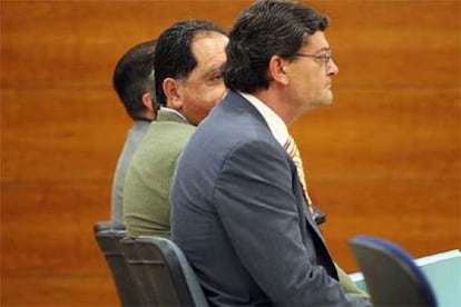 Tres de los imputados absueltos en el <b><i>caso del amianto</b></i> de Alicante.