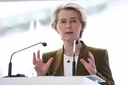 La presidenta de la Comisión Europea, Ursula von der Leyen, el lunes en Ostende (Bélgica).