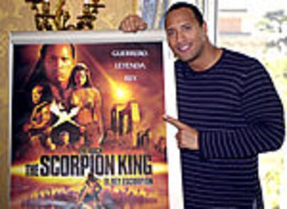 Dwayne Douglas Johnson, en la presentación de <b></b><i>El rey Escorpión.</i>