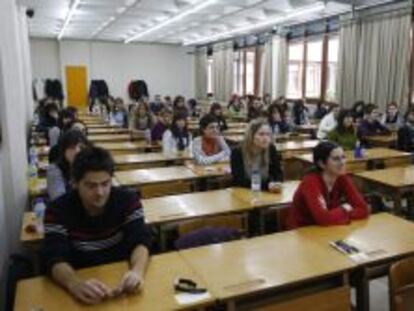 Examen de aspirantes a MIR en la Facultad de Medicina de la Universidad Complutense.