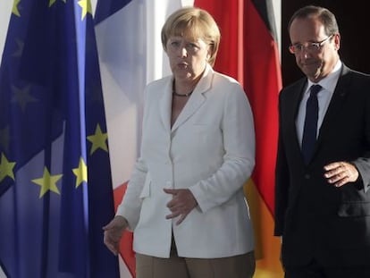 La canciller alemana Angela Merkel y el presidente de Francia, Fran&ccedil;ois Hollande