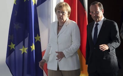 La canciller alemana Angela Merkel y el presidente de Francia, Fran&ccedil;ois Hollande