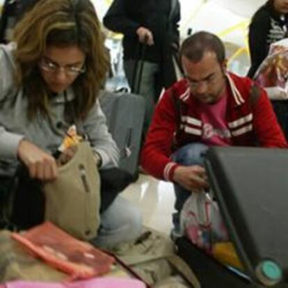 Viajero en un aeropuerto