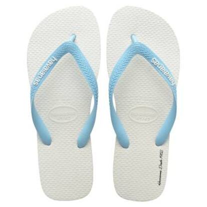 Havaianas Tributo, chanclas en blanco y azul (como eran las originales) para celebrar el 55 aniversario de la marca.