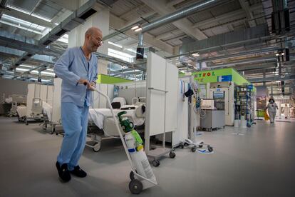 Manuel Ríos, en el hospital Isabel Zendal, el 24 de noviembre de 2021.