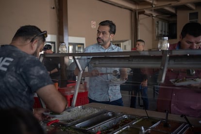 Jorge Álvarez Maynez, durante su desayuno. 