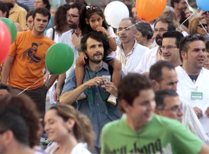 Un momento de la manifestación de ayer por la tarde en el centro de Valencia.