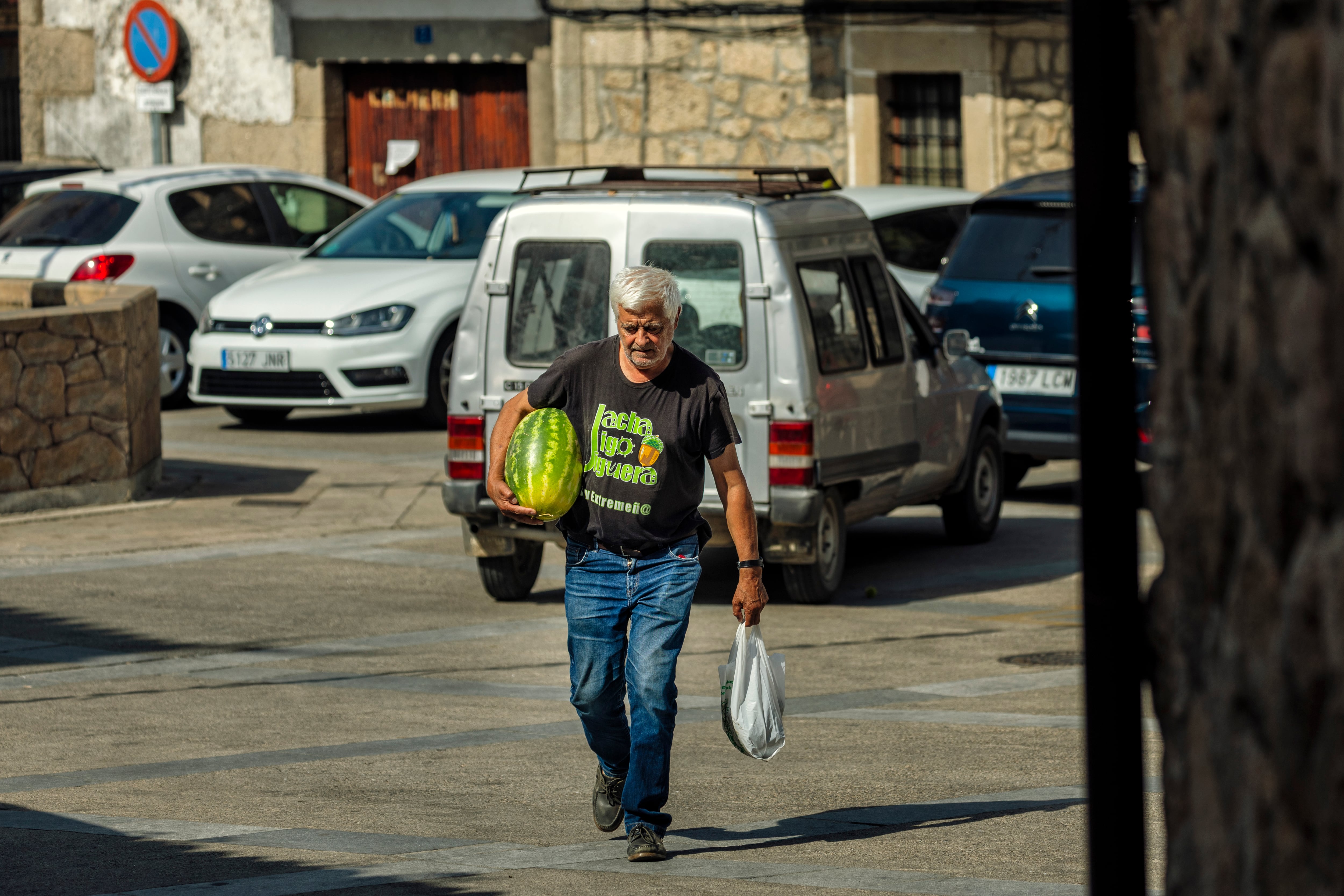 Los desalojados vuelven a casa tras el fuego ante un futuro incierto: “Es un desastre total”
