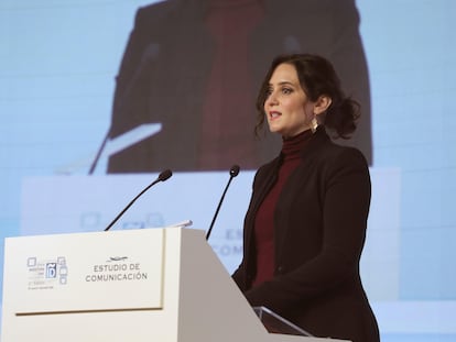 La presidenta de la Comunidad de Madridl, Isabel Díaz Ayuso, interviene en la segunda jornada de la XI edición del Foro Spain Investors Day (SID) que reúne a más de 200 inversores internacionales.