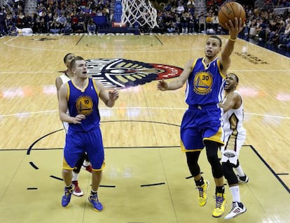 Stephen Curry, con el número 30, fue votado para el All Star