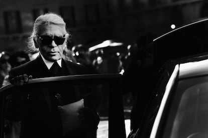 Karl Lagerfeld asiste a la Conferencia Internacional del Lujo organizada por Conde' Nast celebrada en el Palazzo Vecchio de Florencia, el 22 de abril de 2015.