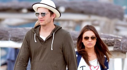 Ashton Kutcher y Mila Kunis.