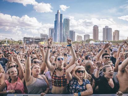 Público del festival Lollapalooza en 2015.