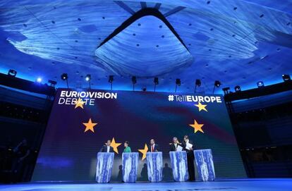 Los candidatos a la Presidencia de la Comisión Europea Alexis Tsipras, Ska Keller, Martin Schulz, Jean-Claude Juncker y Guy Verhofstadt, participan en un debate transmitido por Eurovision desde el Parlamento europeo.