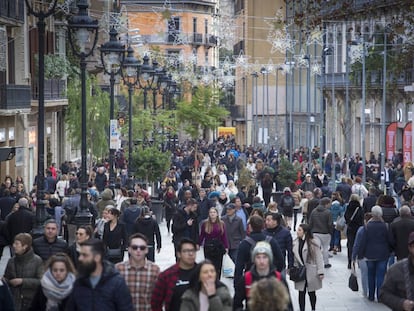 El carrer barceloní Portal de l'Àngel ple de vianants.