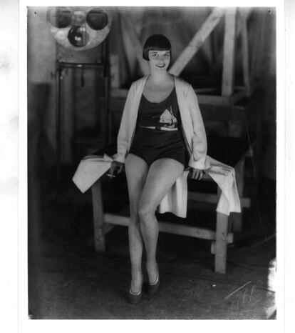 PRIX DE BEAUTÉ (1930). Augusto Genina. Per la més brillant plasmació de tema del doble amb la impressionant Louise Brooks (foto), abans que el seu director servís el feixisme italià.