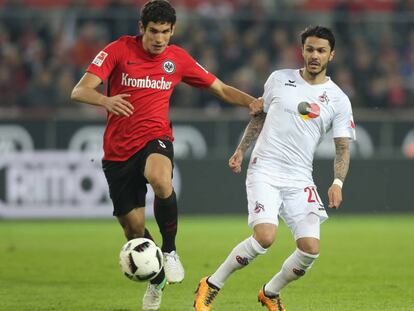 Vallejo, en un partido del Eintracht contra el Colonia.