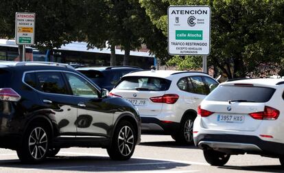 Coches circulando por Madrid Central en septiembre pasado.