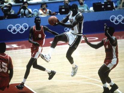 Magic Johnson, ante Angola en 1992.