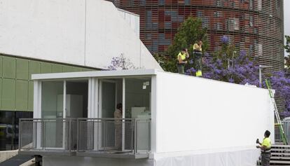 Exposició de l'Ajuntament de Barcelona de pisos pilot construïts en contenidors.
