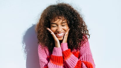 Tratamientos naturales que revitalizan el cabello rizado y que se pueden aplicar en húmedo o en seco .GETTY IMAGES.