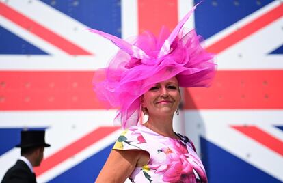 Vuelven las carreras de caballos al hipódromo británico de Ascot hasta este sábado. Regresa también el público, con sus famosos sombreros y tocados, después de que el año pasado el evento se celebrara a puerta cerrada por la pandemia.