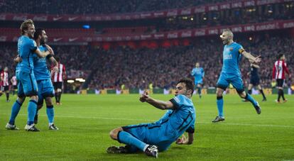 Munir celebra el primer gol del Barça.