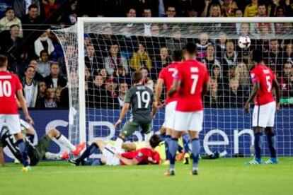 Primer gol de Thomas Müller contra Noruega.