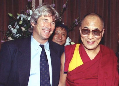 El actor Richard Gere y el Dalai Lama en una foto de 1993 durante su encuentro en Londres