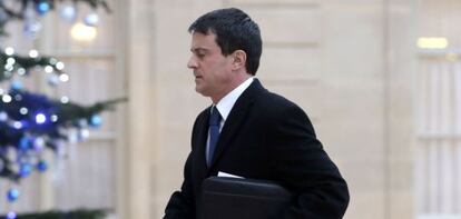 Manuel Valls llega al Elíseo el viernes 18 de enero.