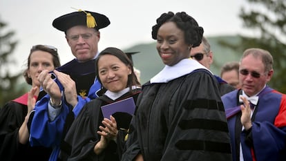 Chimamanda Ngozi Adichie durante un acto en la universidad Williams College de Massachusetts.
