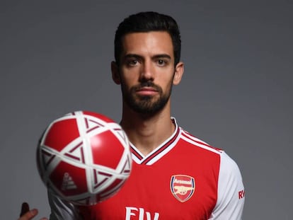 Pablo Marí, ya con la equipación del Arsenal.