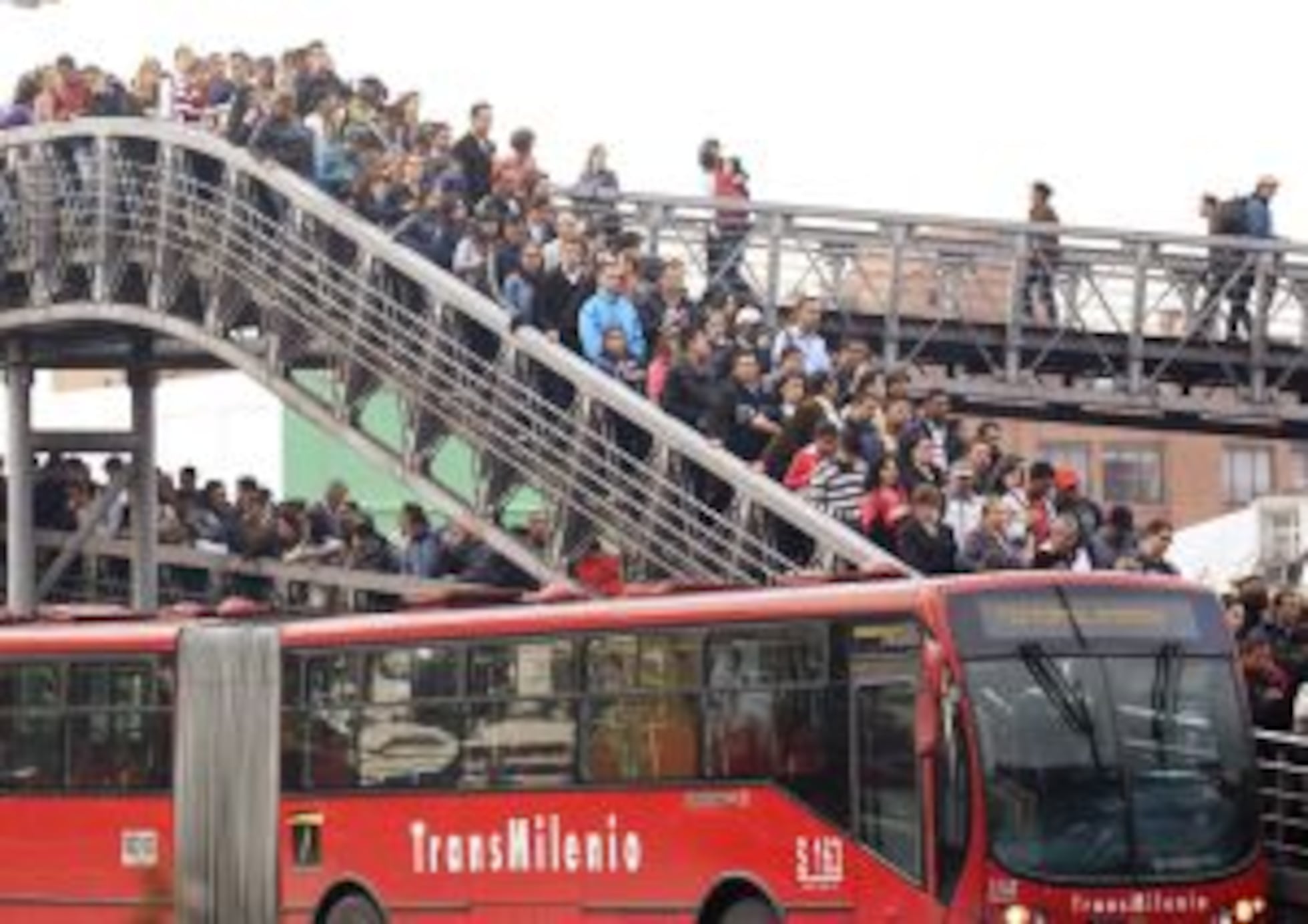 Passagem para o abuso no transporte público da América Latina |  Internacional | EL PAÍS Brasil