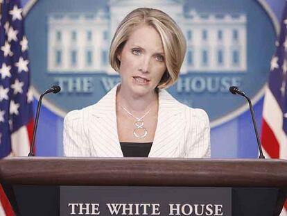 La secretaria de prensa de la Casa Blanca, Dana Perino, durante su comparecencia ayer ante los periodistas.