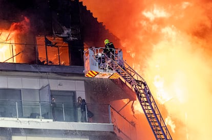 INCENDIO VALENCIA