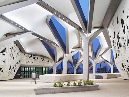 Centro Kapsarc dise&ntilde;ado por Zaha Hadid architects en Riad, Arabia Saud&iacute;