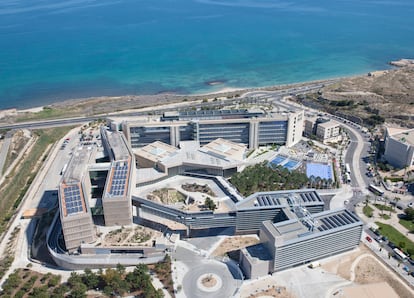 Vista aérea del complejo sede de la Euipo en el área de Agua Amarga (Alicante).