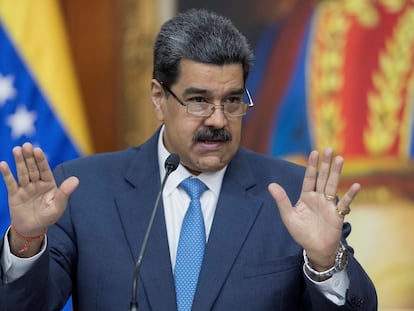 O presidente da Venezuela, Nicolás Maduro, pediu ajuda de países "amigos".