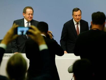 V&iacute;tor Const&acirc;ncio y Mario Draghi, vicepresidente y presidente del BCE