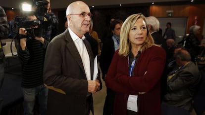 En una imagen de archivo, Joana Ortega, junto a Josep Antoni Duran Lleida.