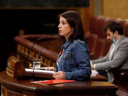 La portavoz del PSOE, Adriana Lastra, en el pleno del Congreso del miércoles.