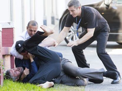 David Gyngell y Frank Packer, en plena pelea callejera en 2014.