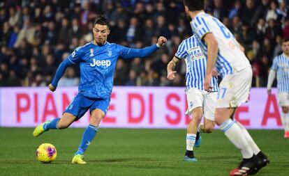 Cristiano dispara ante el SPAL.