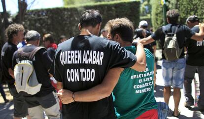 La Delegada de Gobierno en la Comunidad de Madrid, Cristina Cifuentes, ha afirmado que tiene el "compromiso verbal" de los sindicatos CCOO y UGT de los mineros volverán después a los lugares en los que tiene previsto pernoctar, de modo que no habrá campada ni en Sol ni en otros lugares, lo que sería ilegal.