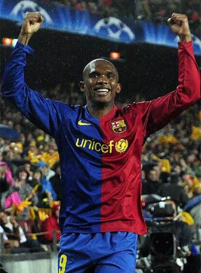 Eto'o festeja su gol contra el Bayern.