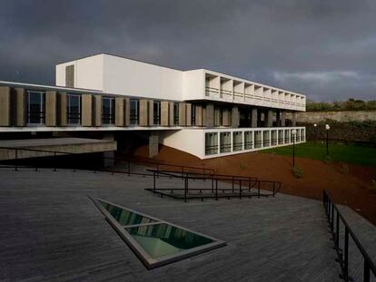 Residencia universitaria de As Laranjeiras, en Porta Delgada (Portugal), de Pedro Costa y Célia Gomes.