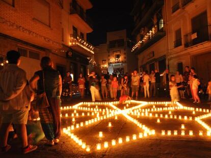 La Noche de las Velas celebr&oacute; este s&aacute;bado su segunda edici&oacute;n en Titaguas.