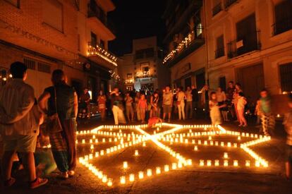 La Noche de las Velas celebr&oacute; este s&aacute;bado su segunda edici&oacute;n en Titaguas.