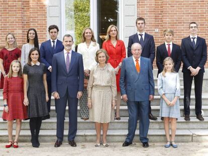 La reina Sofía rodeada de su familia al completo por su 80 cumpleaños.