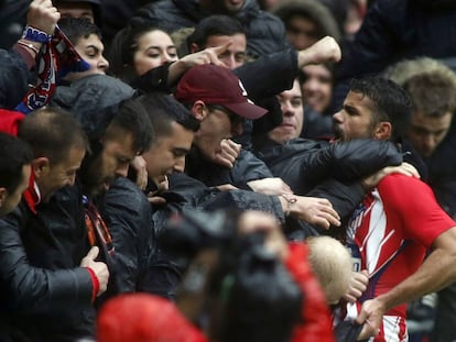 Diego Costa celebra su gol frente al Getafe.